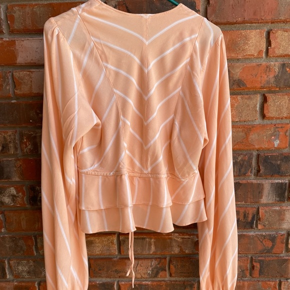 Free People Women’s Crop Top size L - Picture 6 of 8